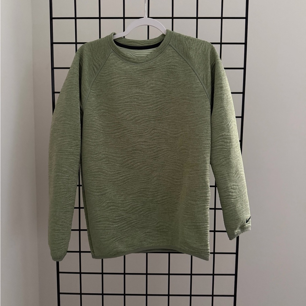Nike Men's Green Sweater